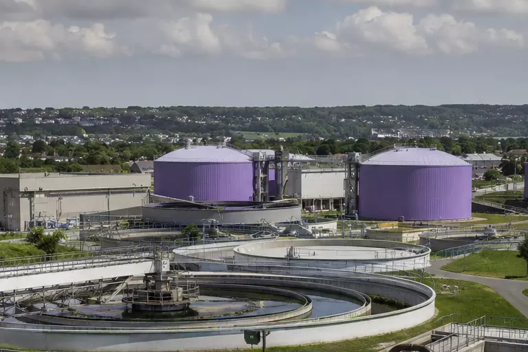 Purple-themed Veolia industrial plant